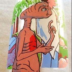 Vintage 1982 E.T. glass